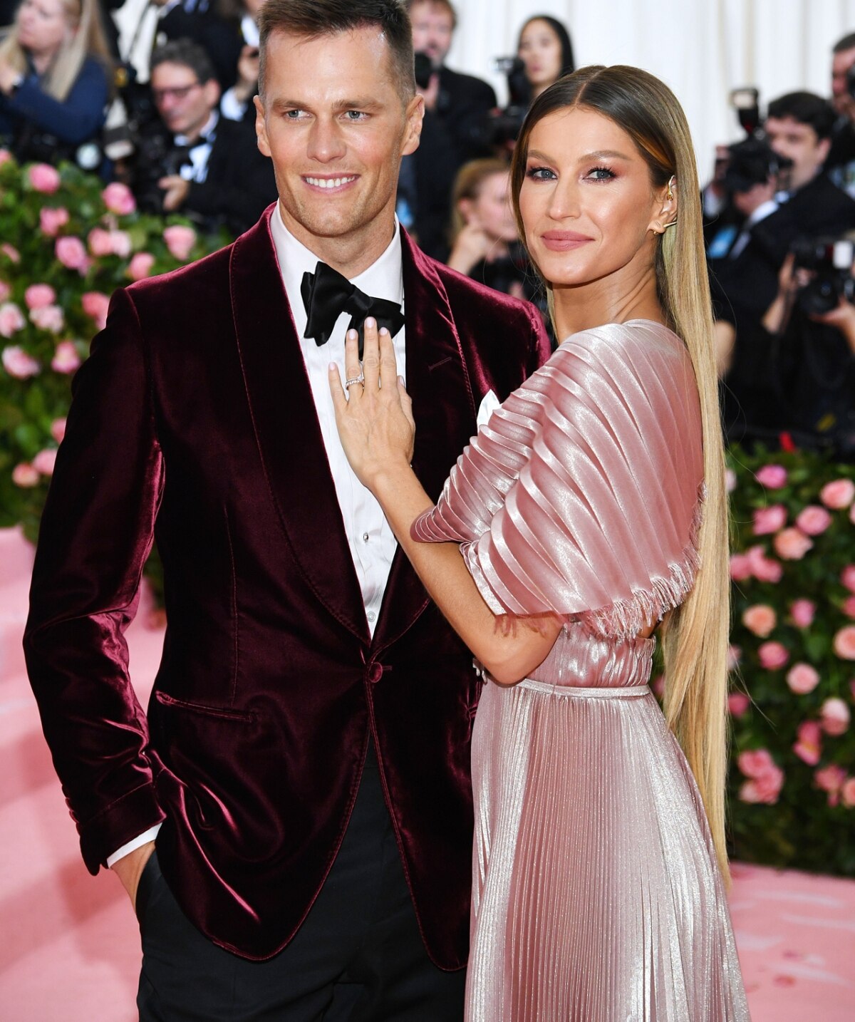 <h2>Gisele Bündchen and Tom Brady</h2><p>The model and star quarterback’s wedding had all the makings of a massive bash, but the two chose to go a little more low-key, marrying at a church in Santa Monica with only their parents and Brady’s son in attendance. "We planned it in like ten days, and it was perfect," Brady told <em>GQ</em>. "We went back to the house and I barbecued aged New York strips. We had champagne, a cake, some ice cream. It was a great night. I think you always have this idea that weddings need to be 200 people and you invite everybody, and I'm all for it if people want to do that, but I think there was really something special about just having our parents there."</p>