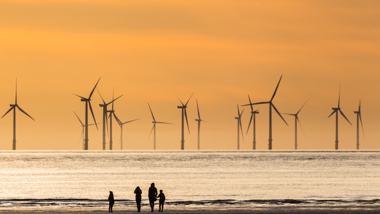 Victorian and federal government sign new energy deal