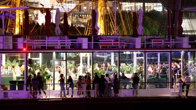 Sydneysiders celebrate their post-lockdown freedom. Picture: Damian Shaw