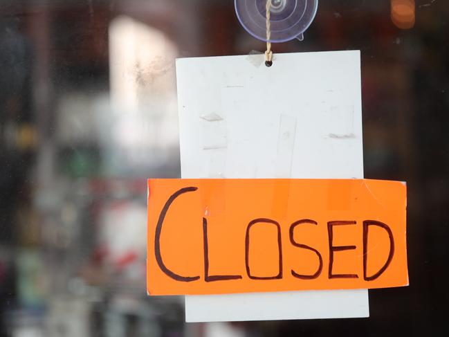 SYDNEY, AUSTRALIA - NewsWire Photos JUNE 29, 2021 - A Closed sign in Sydney.Picture: NCA NewsWire / Christian Gilles