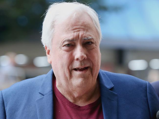 Clive Palmer arrives at the Federal law courts in Brisbane, Monday, December 11, 2017. Clive Palmer has taken the stand in the Brisbane Federal Court over the collapse of Queensland Nickel. (AAP Image/Jono Searle) NO ARCHIVING