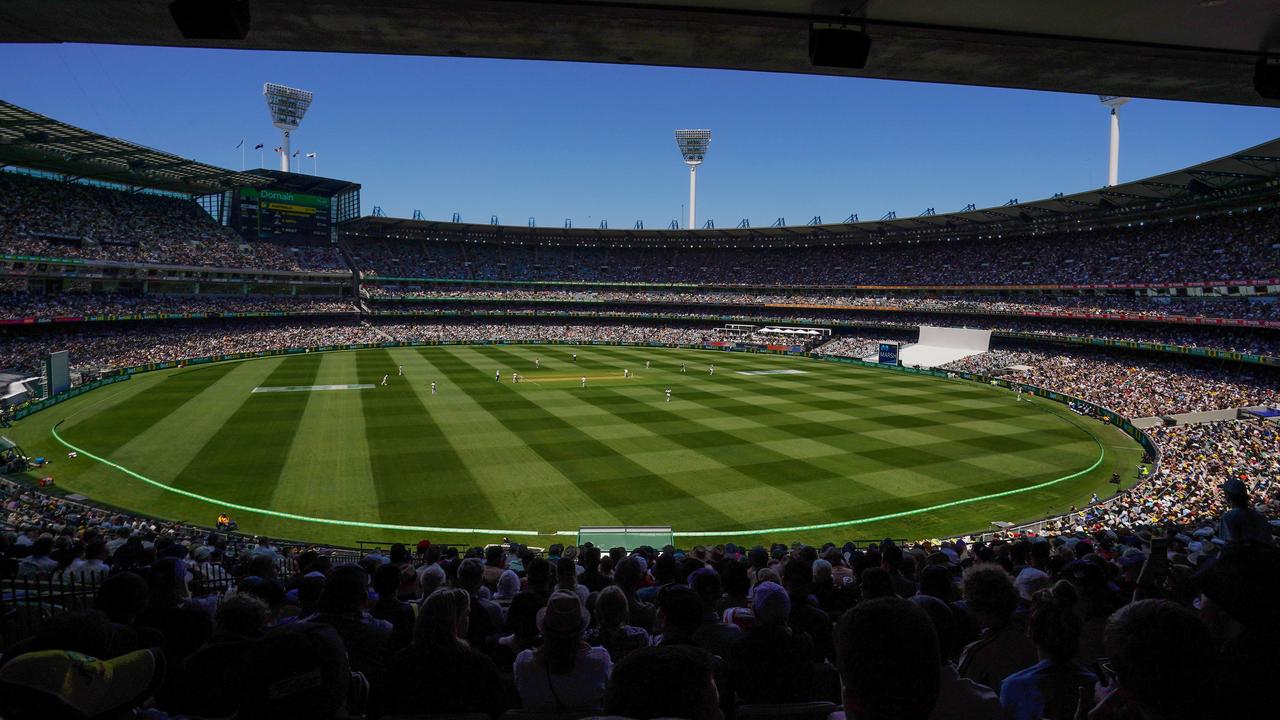 Ashes news; MCG installs first of four new pitches after 2017 Ashes ...