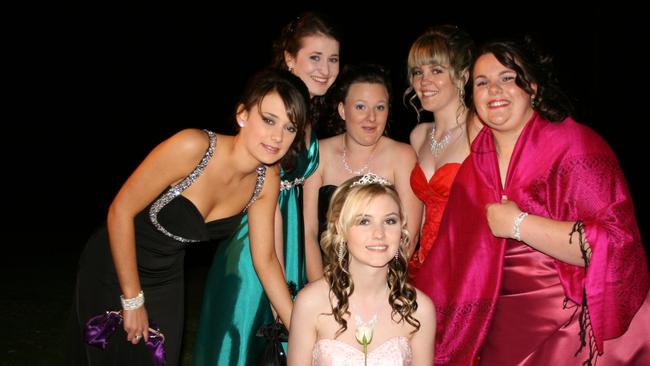 GALLERY: Throwback Thursday with 40+ photos from Warwick’s high school formals