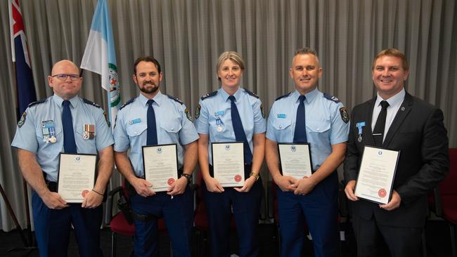 Coffs/ Clarence police awards ceremony at Coffs Harbour Police Station.Police pursuit of two offenders 14 Oct 2016.Senior Constable Matt Dalkeith, Senior Constable Kyle Mann, Senior Constable Linda King, Senior Constable Benjamin Cruickshank, Detective Senior Constable Shane English.. 07 NOV 2018