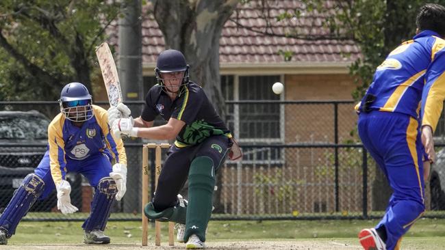 Cian Dickinson batting for Box Hill. Picture: Valeriu Campan