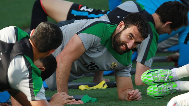 Mile Jedinak completed a full session and will play against China.