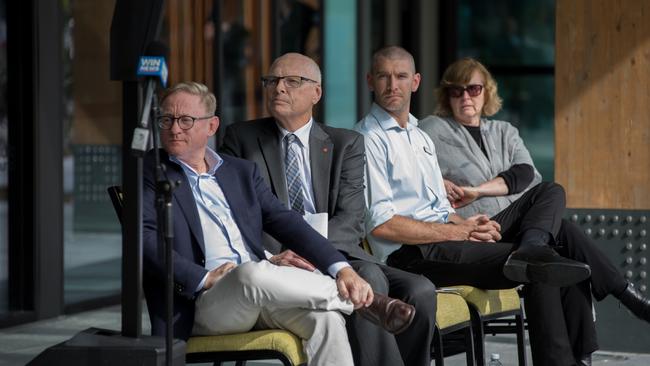 NSW Arts Minister Ben Franklin, left, with Jim Molan, and Mayor Matthew Hatcher. Picture: Nathan Schmidt