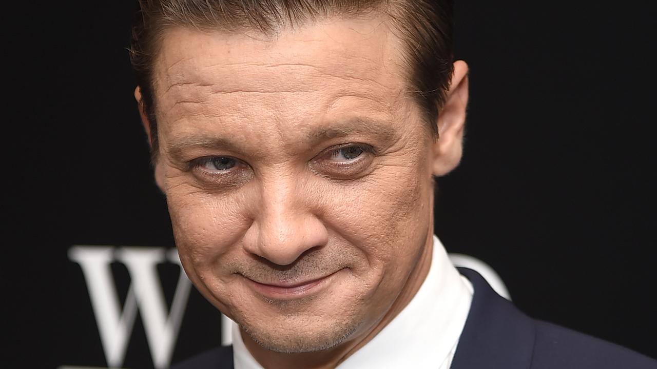 Jeremy Renner S Ex Wife Accuses Him Of Biting Their Daughter