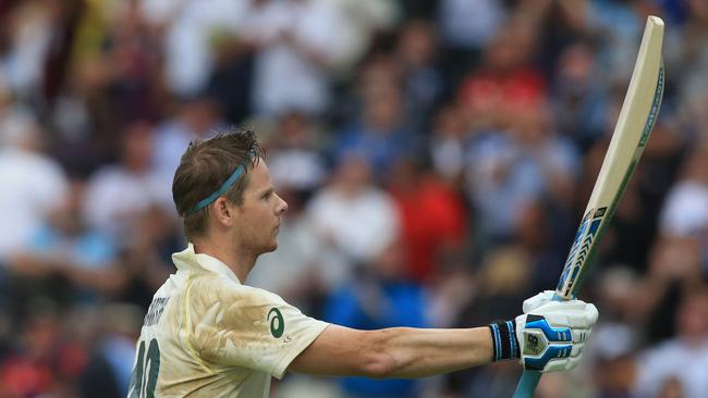 Steve Smith acknowledges the Edgbaston crowd. Picture: Lindsey Parnaby/AFP