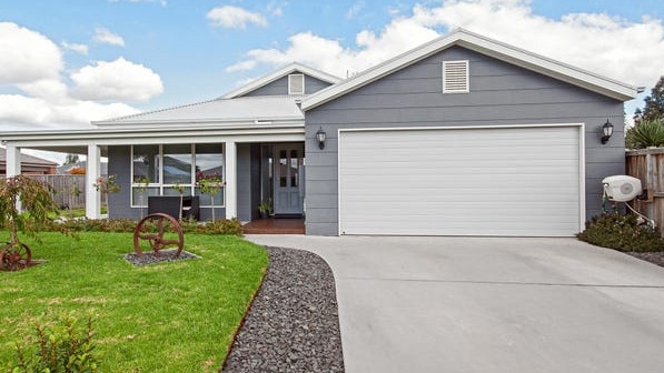 The four-bedroom house at 4 Flaxlily Court, Bairnsdale, in the seat of Gippsland, is for sale for $615,000.