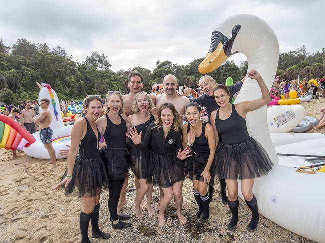 Left to right: Penny Ferguson, Deb Harding, Dave Grose, Angie McClung, Megan Sadler, Mick Garnett, Anna Jenko, Jess Hurford and Nadia Wildman. (AAP IMAGE / Troy Snook)