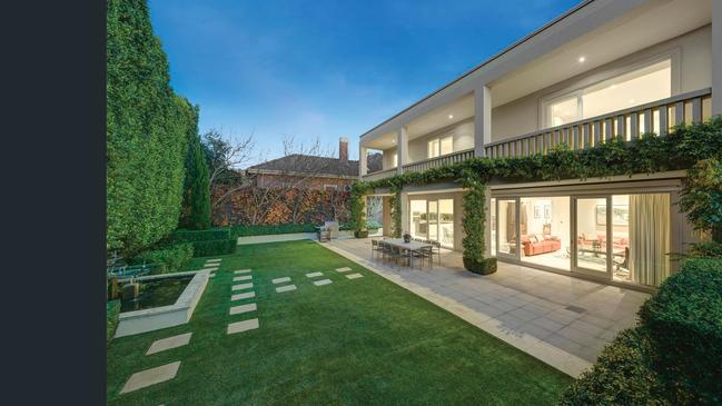 7 Montalto Avenue, Toorak, sold for just shy of $9m.