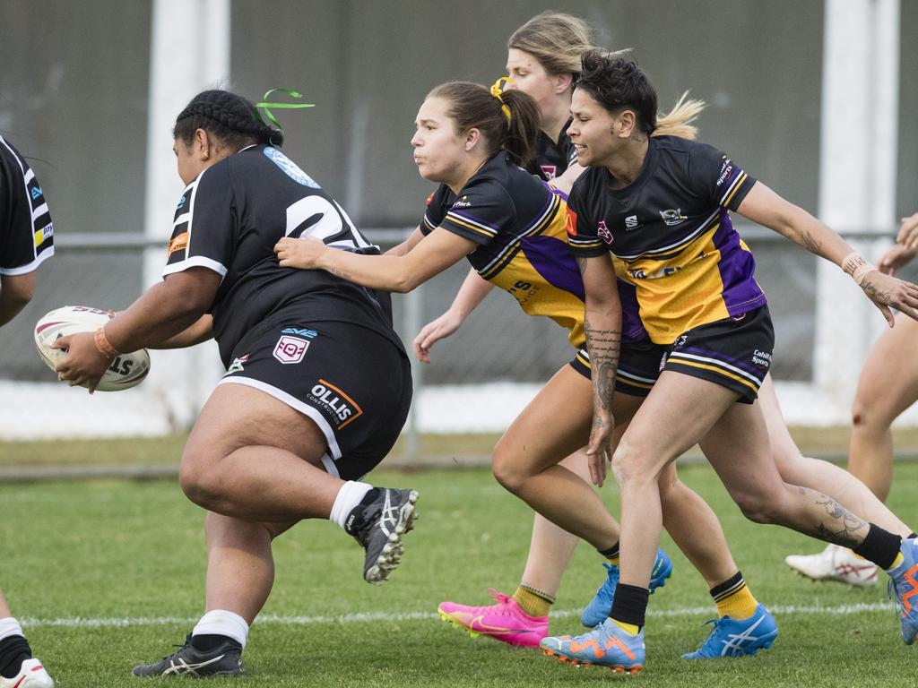 Elaina Saluni gets over for an Oakey try against Gatton. Picture: Kevin Farmer.