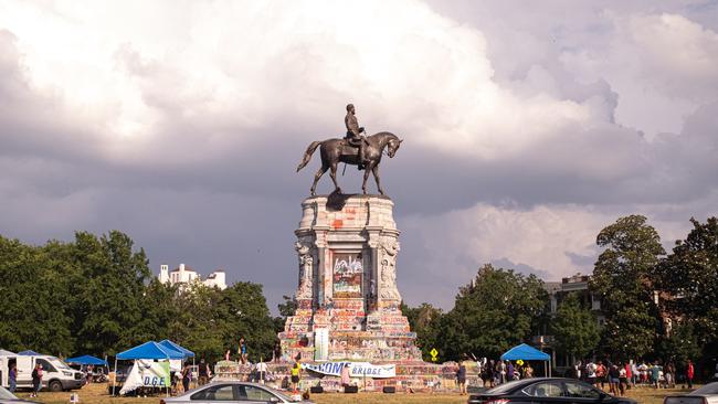 Protesters gather at a statue of Confederate general Robert E. Lee in Richmond, Virginia. Picture: Eze Amos/Getty Images/AFP