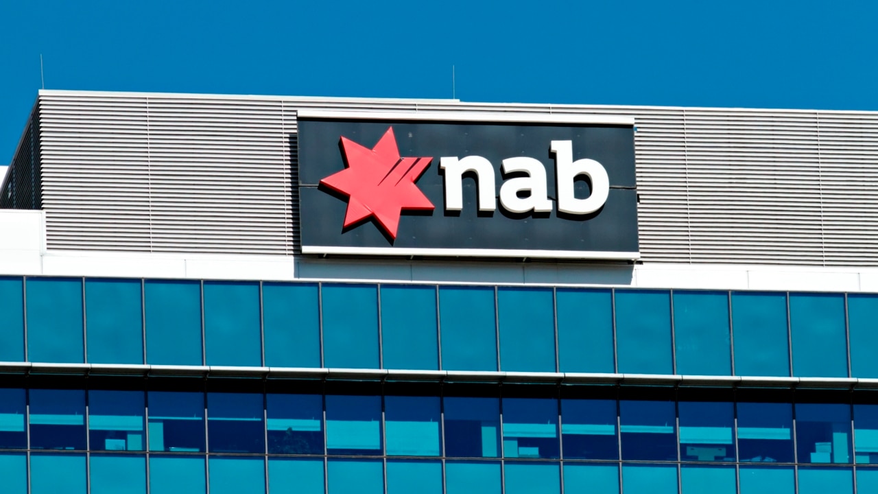 NAB holds home loan rates in attempt to 'build trust'