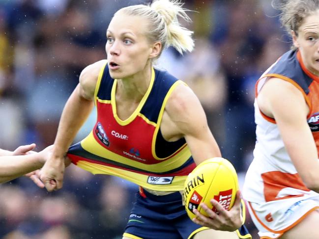 AFL WOMEN'S - Adelaide Crows v GWS Giants at Thebarton Oval. Erin Phillips looks to give the handball. Picture Sarah Reed