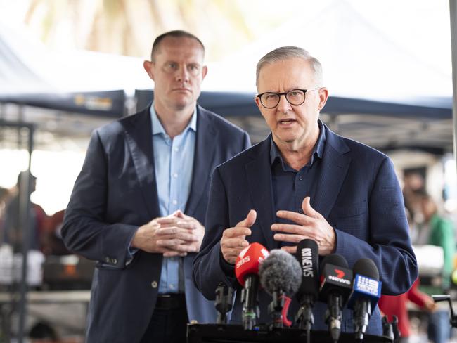 ‘Team Albo’ a hard habit to break for ABC