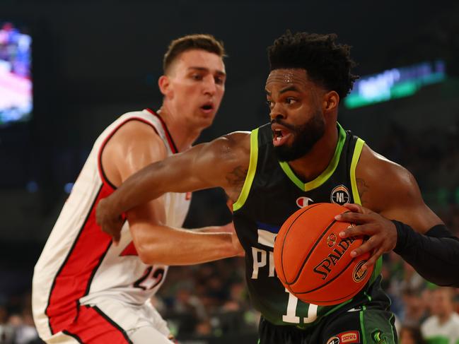 MELBOURNE, AUSTRALIA - NOVEMBER 30: Derrick Walton Jr of the Phoenix in action during the round 10 NBL match between South East Melbourne Phoenix and Illawarra Hawks at John Cain Arena on November 30, 2024 in Melbourne, Australia. (Photo by Graham Denholm/Getty Images)