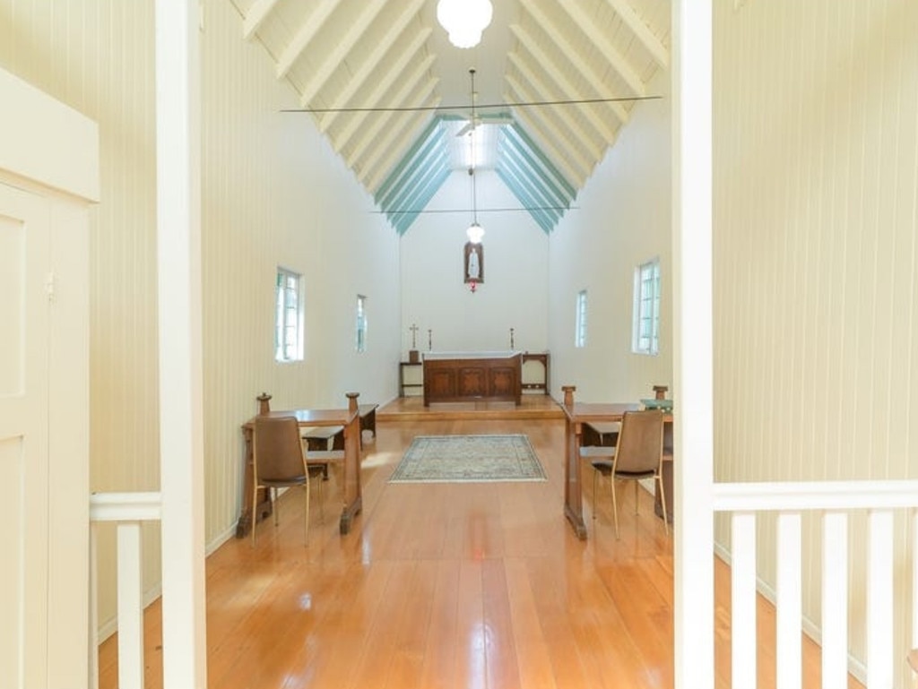 The Chapel at 12 Athelstane St, The Range was built onto the property after 1909.