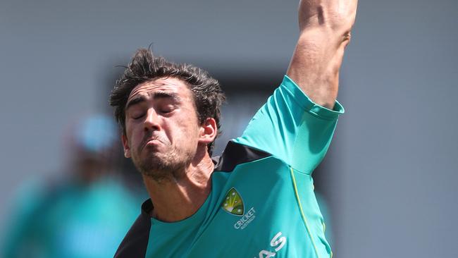 Mitchell Starc is back in the Australian team for the fifth Ashes Test.