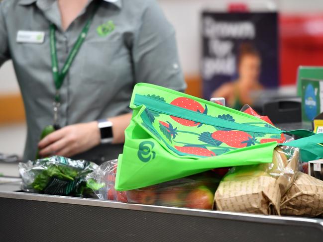 Environmentally-friendly shopping bags at Woolworths Dural, Sydney, Wednesday, April 4, 2018. The Dural store is one of three NSW Woolworths retailers to go plastic bag free (or charge for plastic bags) as of today. (AAP Image/Joel Carrett)