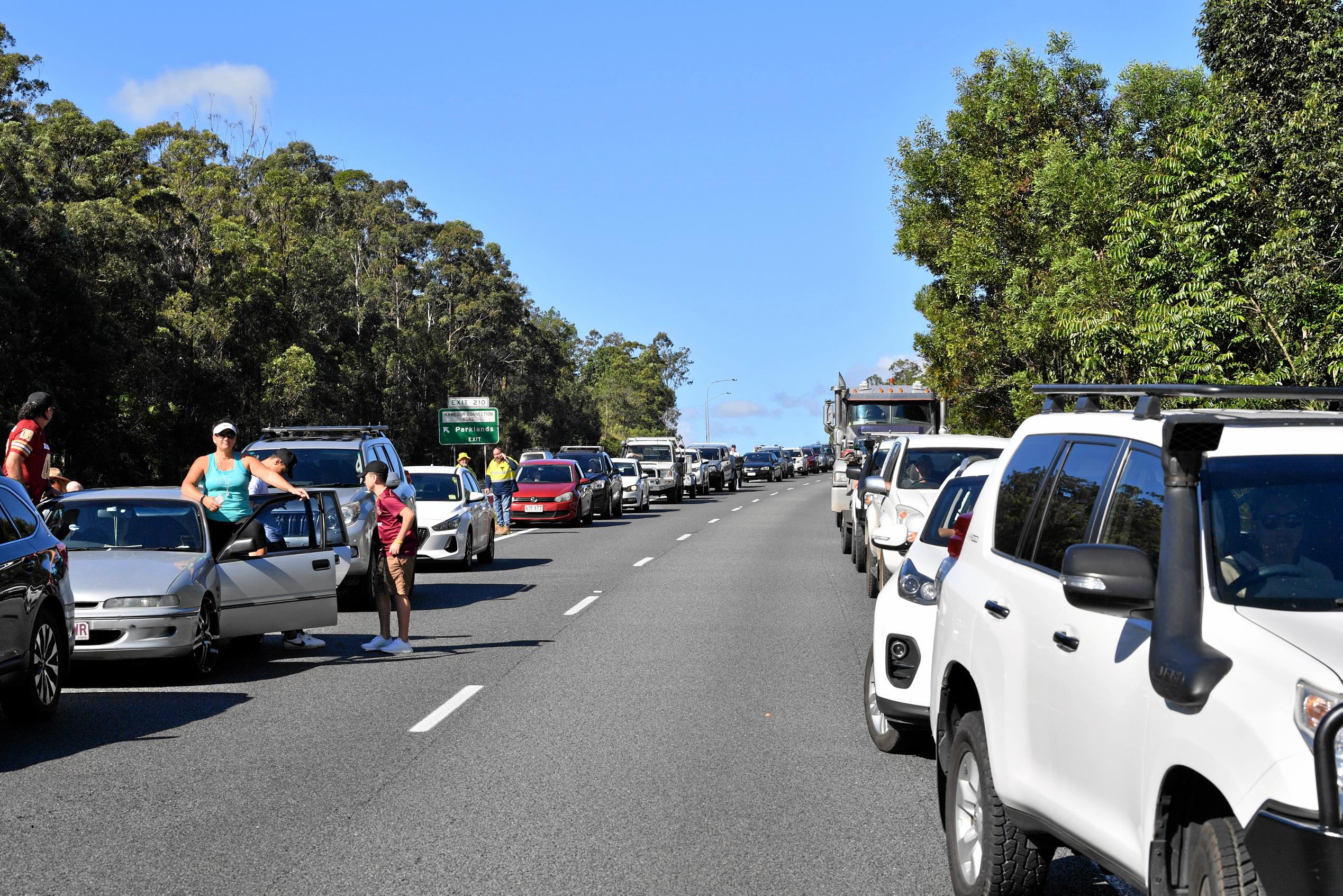 The police chased a car from north of Gympie and dozens of police apprehended a man near Parklands, just north of Nambour on the Bruce Highway. Traffic was stopped in both directions for several hours.