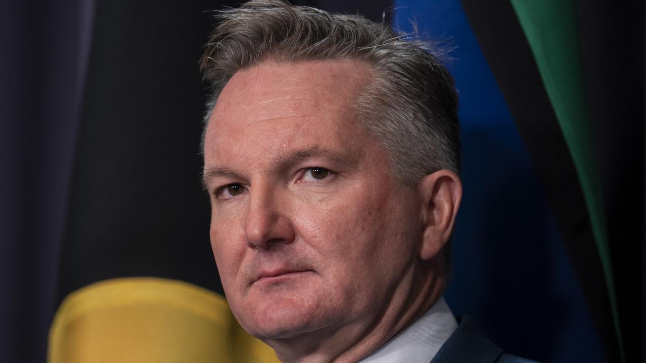 Chris Bowen will meet with his state and territory counterparts on Wednesday to discuss solutions. Picture: NCA NewsWire / Martin Ollman