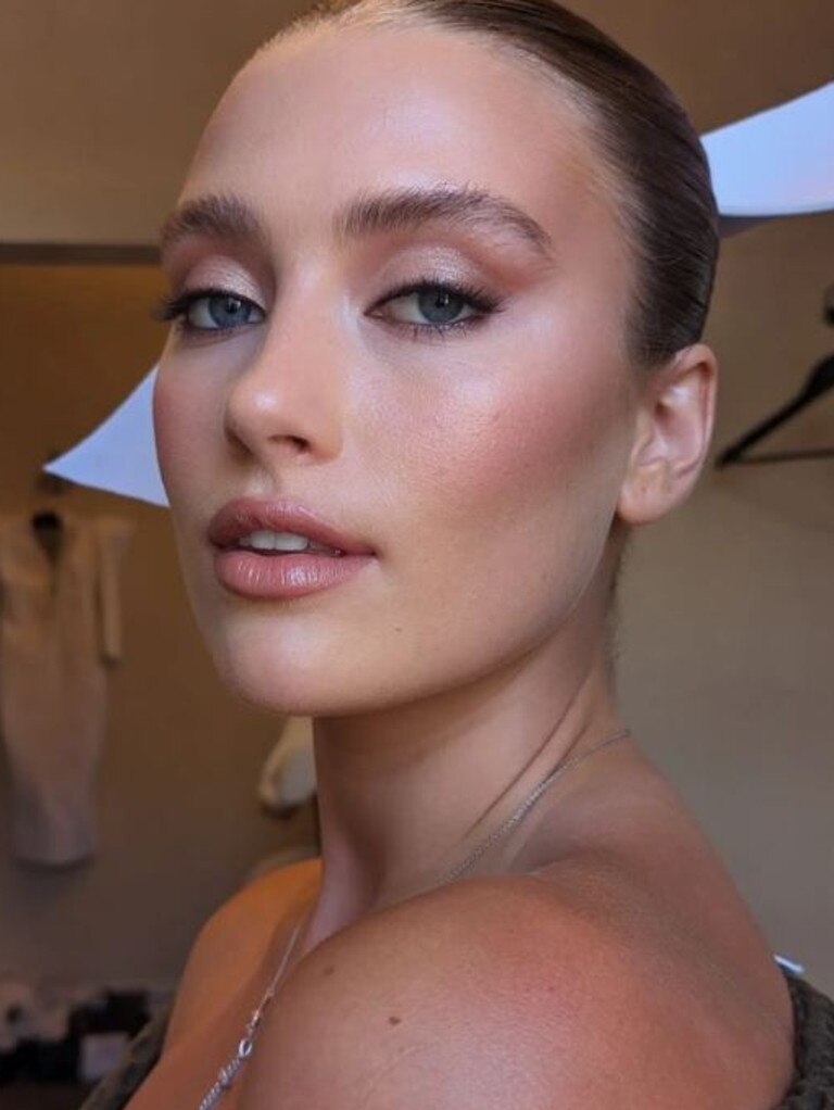 Hayden paired the look with a sleek bun and glowing makeup. Picture: Instagram