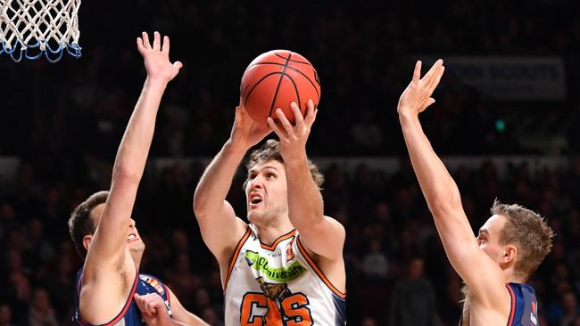 Robert Loe of the Taipans and Daniel Johnson of the Adelaide 36ers (left) during the Round 7 NBL match between the Adelaide 36ers and Cairns Taipans at Titanium Security Arena in Adelaide, Friday, November 23, 2018. (AAP Image/David Mariuz) NO ARCHIVING, EDITORIAL USE ONLY