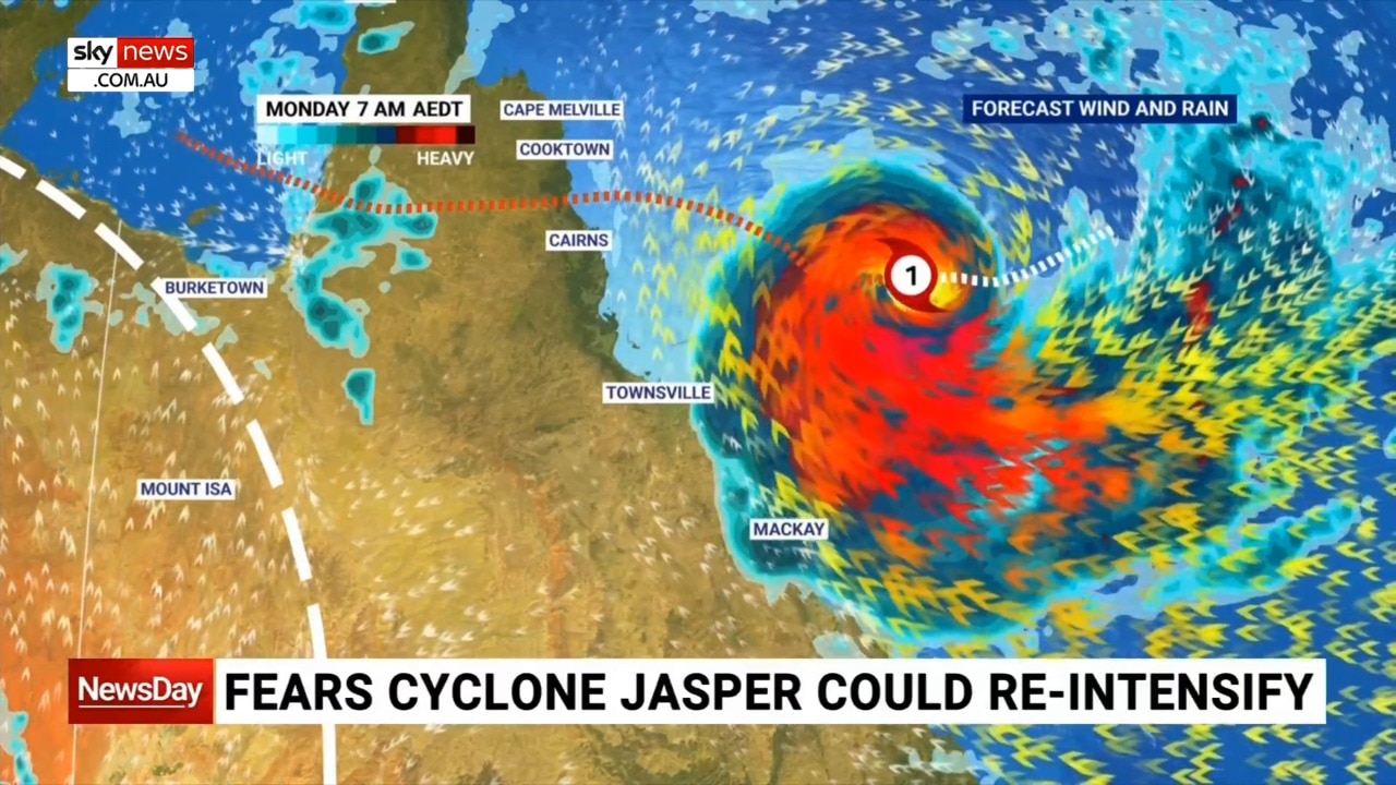 Fears Cyclone Jasper could re-intensify putting Cairns underwater