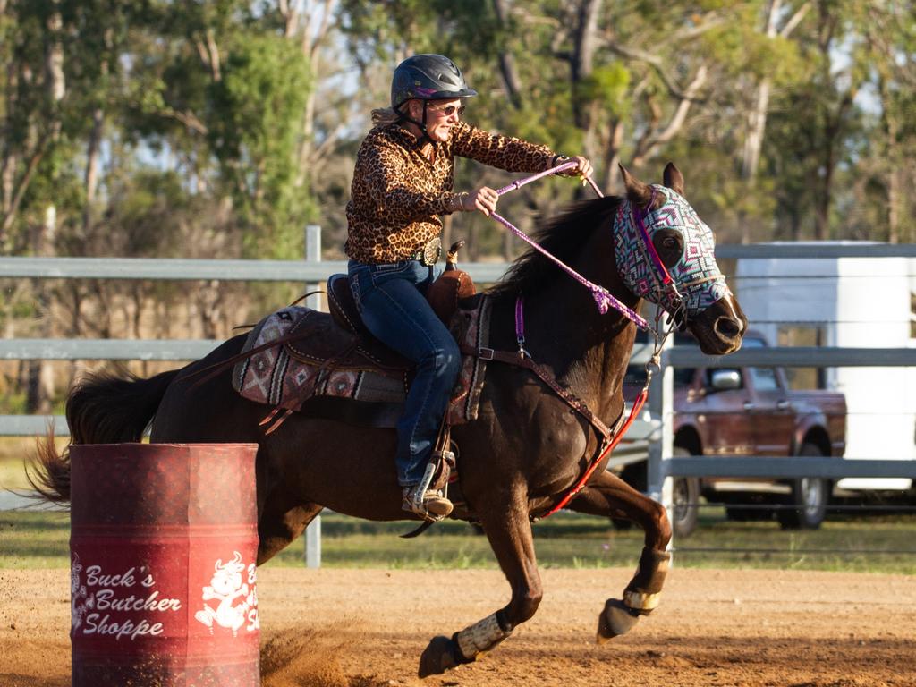 Mel Kattenberg riding Supernova.