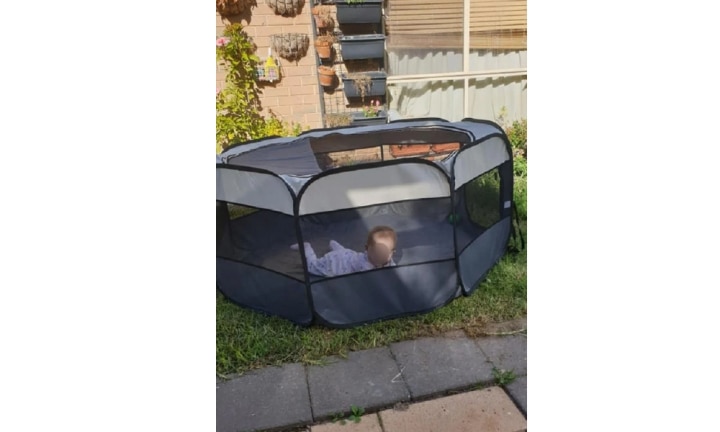 Foldable sales playpen kmart