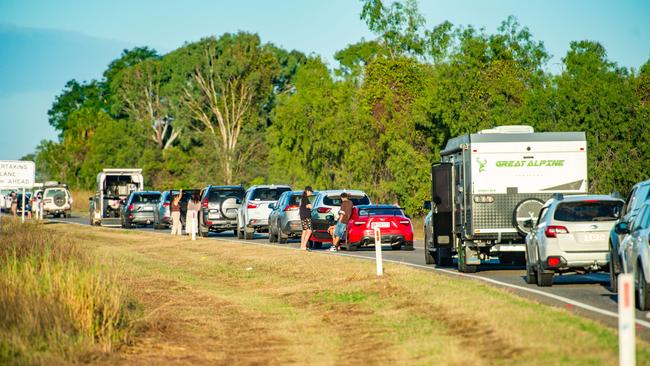 Lengthy delays occurred following the crash. Picture: NewsWire / Scott Radford-Chisholm