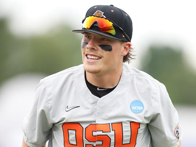 LEXINGTON, KY - JUNE 08: Oregon State infielder Travis Bazzana (37) in an NCAA super regional game between the Oregon State Beavers and the Kentucky Wildcats on June 8, 2024, at Kentucky Proud Park in Lexington, KY. (Photo by Jeff Moreland/Icon Sportswire via Getty Images)