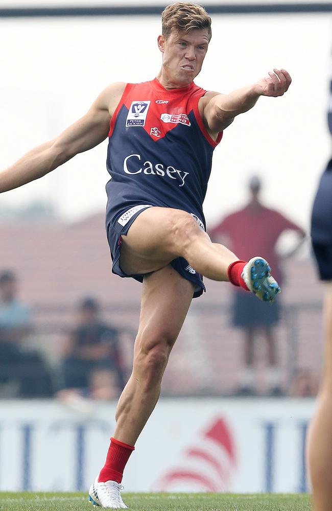 Jake Melksham kicks at goal. Picture: Michael Klein