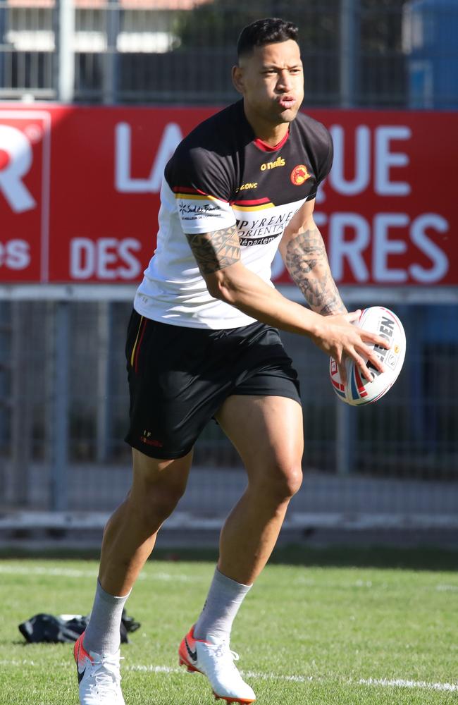 Folau needed to prove his fitness at a final training session with the Catalans Dragons. Picture: Ella Pellegrini