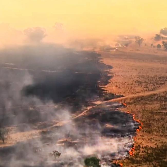 Videos showing the QFES response to major bushfires at Wallangarra.