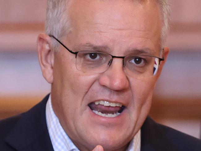 ELECTION TEAM 2022LIBERAL BUS TOUR 27/4/2022Prime Minister Scott Morrison meets with deputy prime minister Barnaby Joyce in the Seat of Capricornia Rockhampton, QLD to give a speech. Picture: Jason Edwards