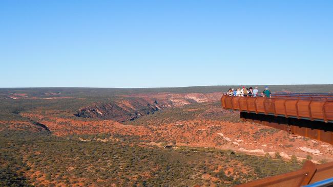 Kalbarri Skywalk, Coral Coast, WA. Picture: Dept of Biodiversity, Conservation and Attractions