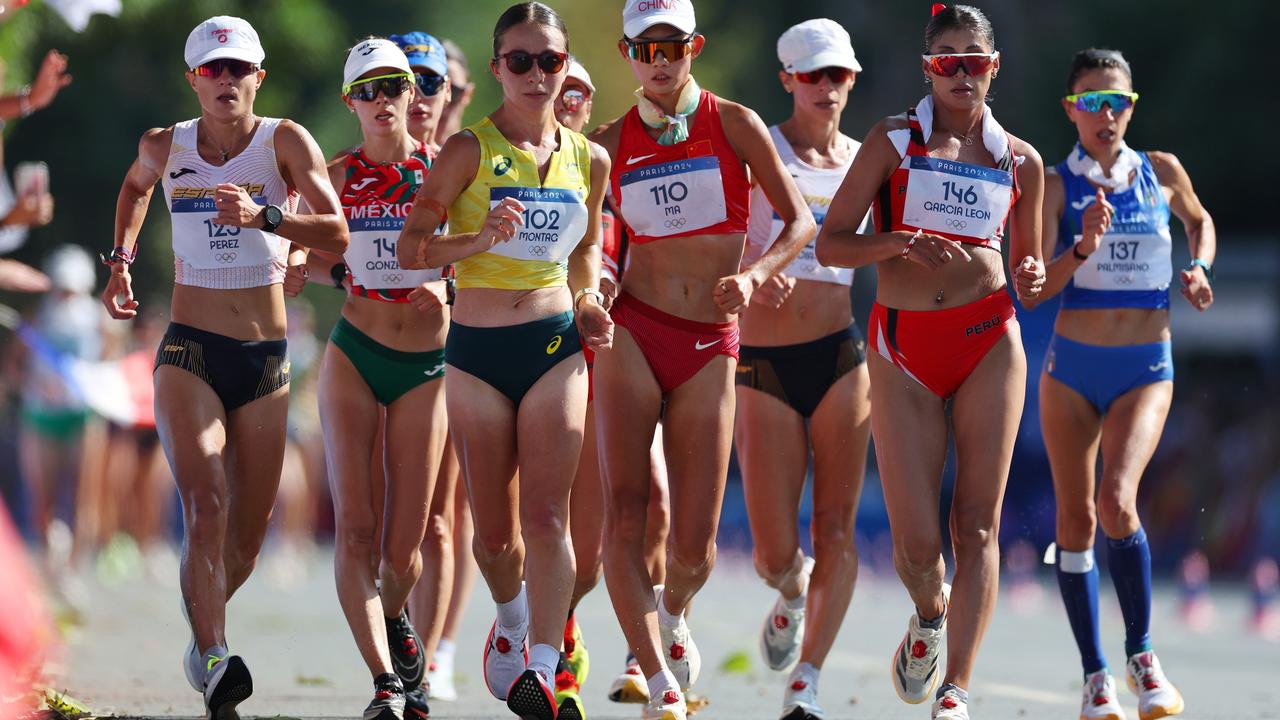 Maria Perez of Team Spain, Jemima Montag of Team Australia, Ma Zhenxia of Team People's Republic of China and Kimberly Garcia Leon of Team Peru lead the way during the 20km race walk. Picture: Michael Steele/Getty Images