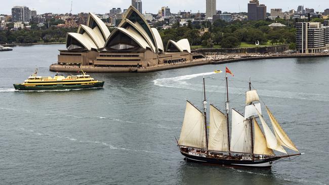 The Oosterschelde sails into Sydney Harbour almost 200 years since Charles Darwin visited on HMS Beagle. Picture: Andrea Francolini