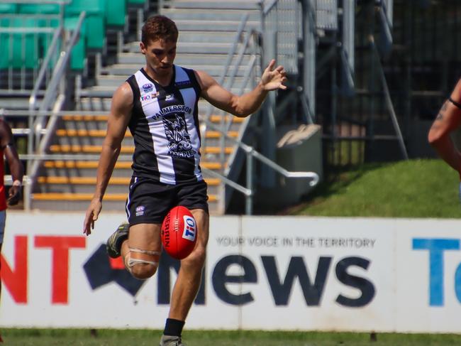 The Palmerston Magpies take on Southern Districts at Cazalys Arena for Round 6 of the NTFL. Picture: Celina Whan/NTFL Media