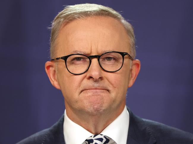 SYDNEY, AUSTRALIA - NewsWire Photos FEBRUARY 3, 2022: An angry leader of the Australian Labor Party Anthony Albanese pictured at a press conference in Sydney.Picture: NCA NewsWire / Damian Shaw