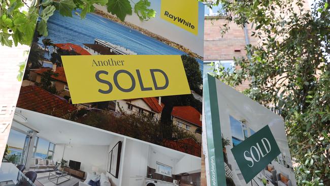 SYDNEY, AUSTRALIA - NewsWire Photos November 3, 2021: Generics stock photos of housing and real estate signage. Picture: NCA NewsWire / David Swift