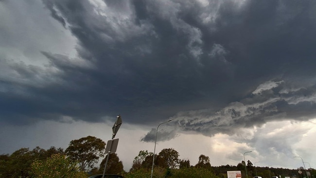 A severe thunderstorm above Ripley. Photo: Brisbane Weather