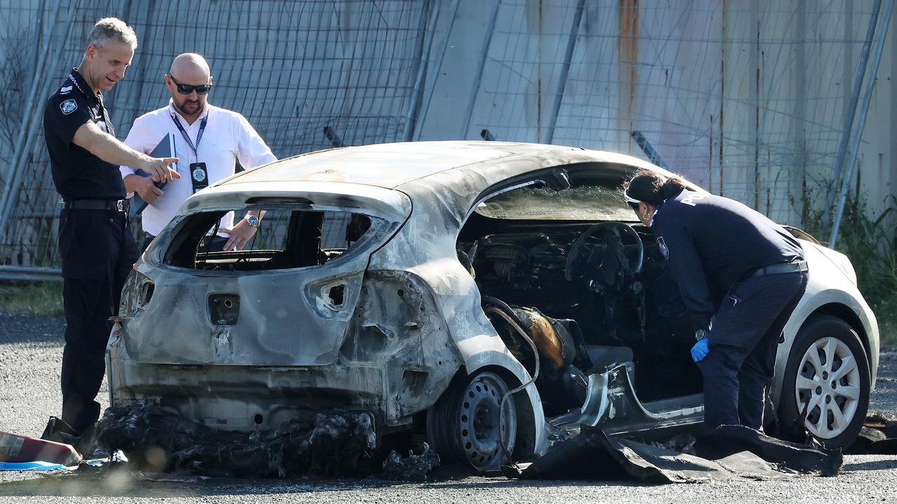 Body Found In Burnt-out Car Near Annerley Football Club, Greenslopes ...