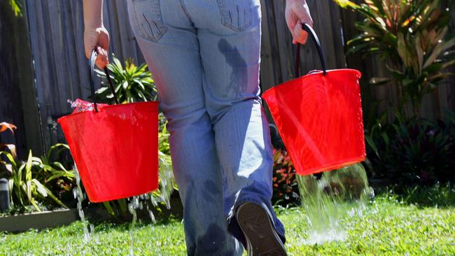 Residents in a growing country town north of Brisbane are urged to take water saving measures after the nearby river stopped flowing.