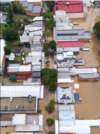 Infinity Flights Photography captured these incredible shots of Gympie experiencing its worst flood in decades on the morning of Saturday, February 26, 2022.