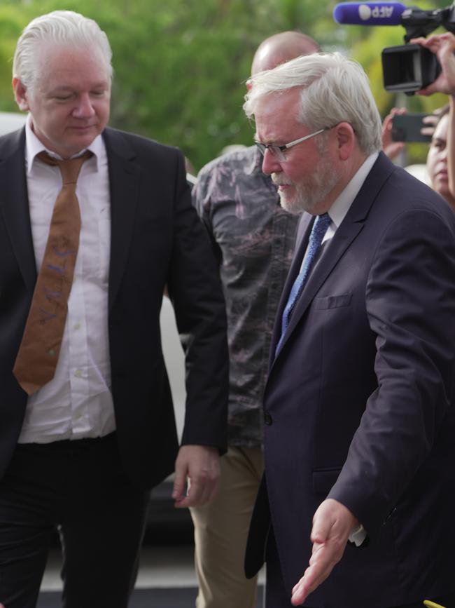 Kevin Rudd and WikiLeaks founder Julian Assange. Picture: Samantha Salamon