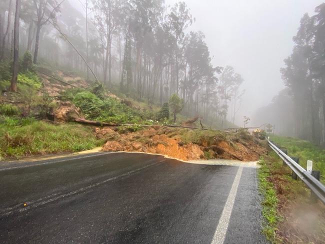 The Gwydir Highway is closed in both directions between Grafton and Glen Innes.